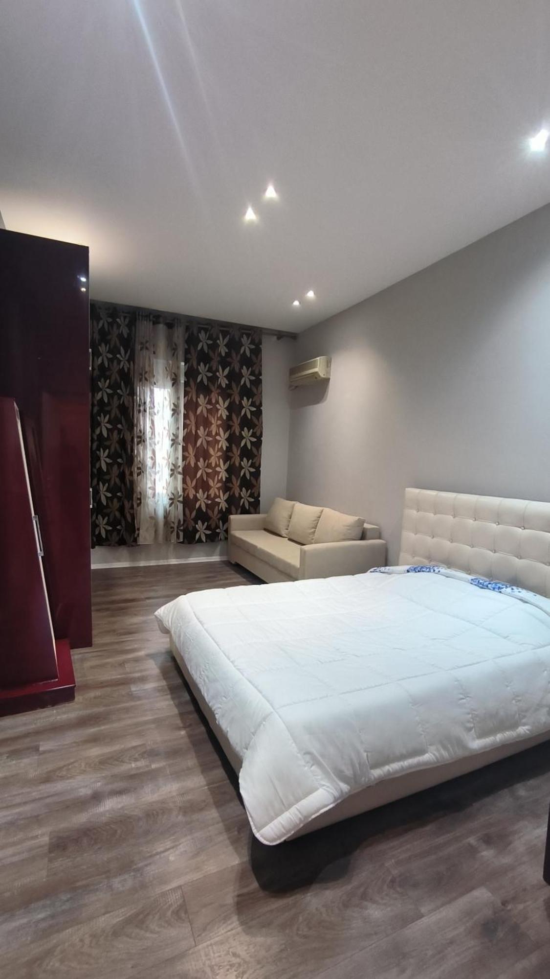 Lukas Apartament Vollga Durrës Exterior foto