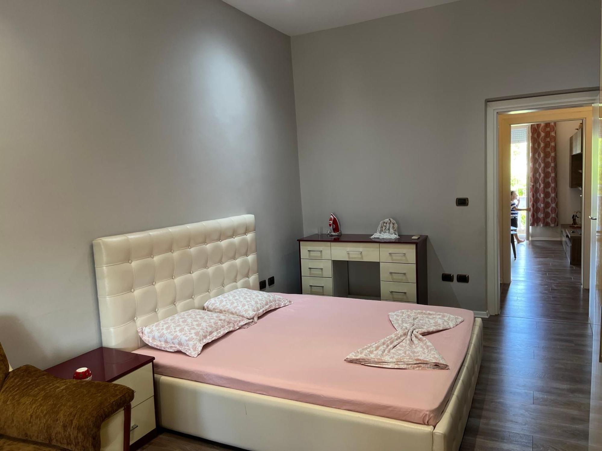 Lukas Apartament Vollga Durrës Exterior foto